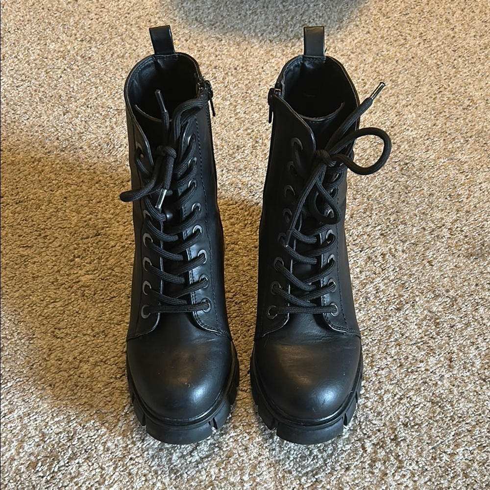 Black Lace-Up Women's Boots